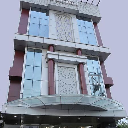 Hotel D' Sapphire Guwahati Exterior photo